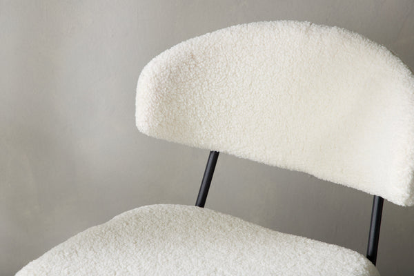 Matstolar CHICO Boucle 2-Pack Vit