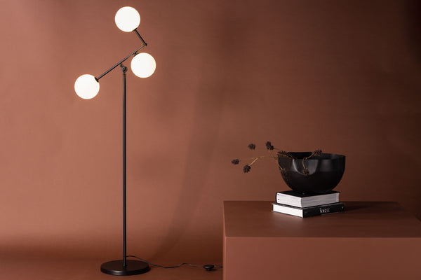 Golvlampa MARSAN Järn G9-Svart